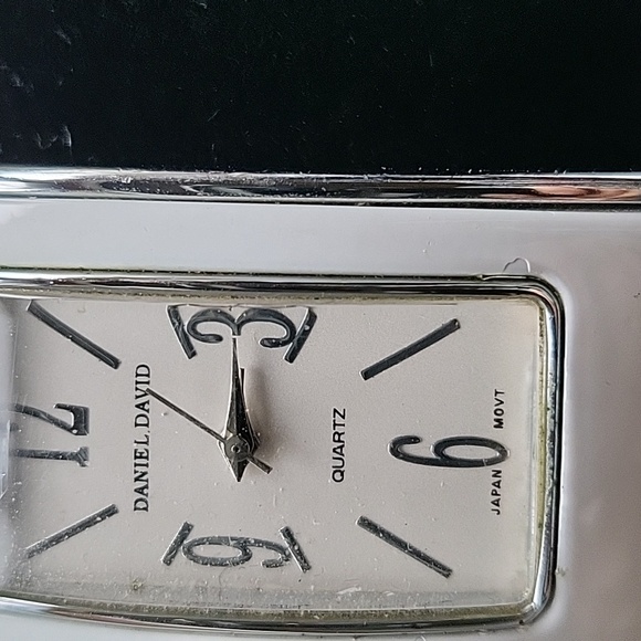 Original white metal bangle clasp watch - Picture 7 of 8